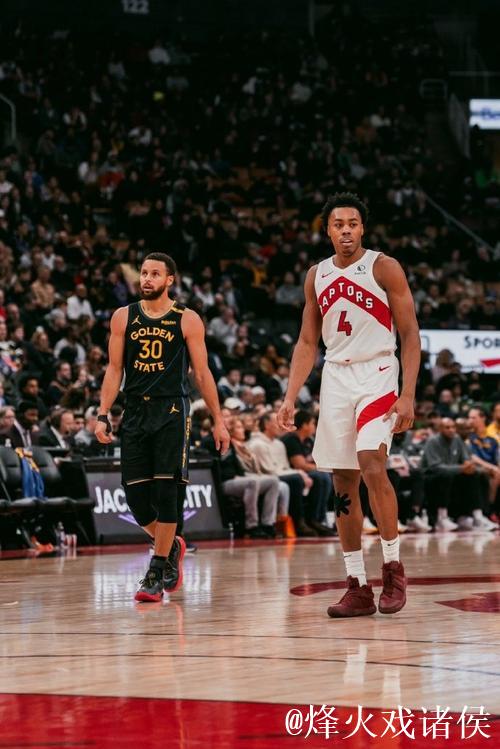 巴恩斯关键时刻抢前场板打成2+1，猛龙还剩35秒领先热火8分